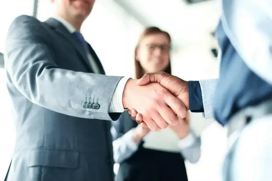 Top Eventos Empresariais em Goiânia Que Geram Networking Real